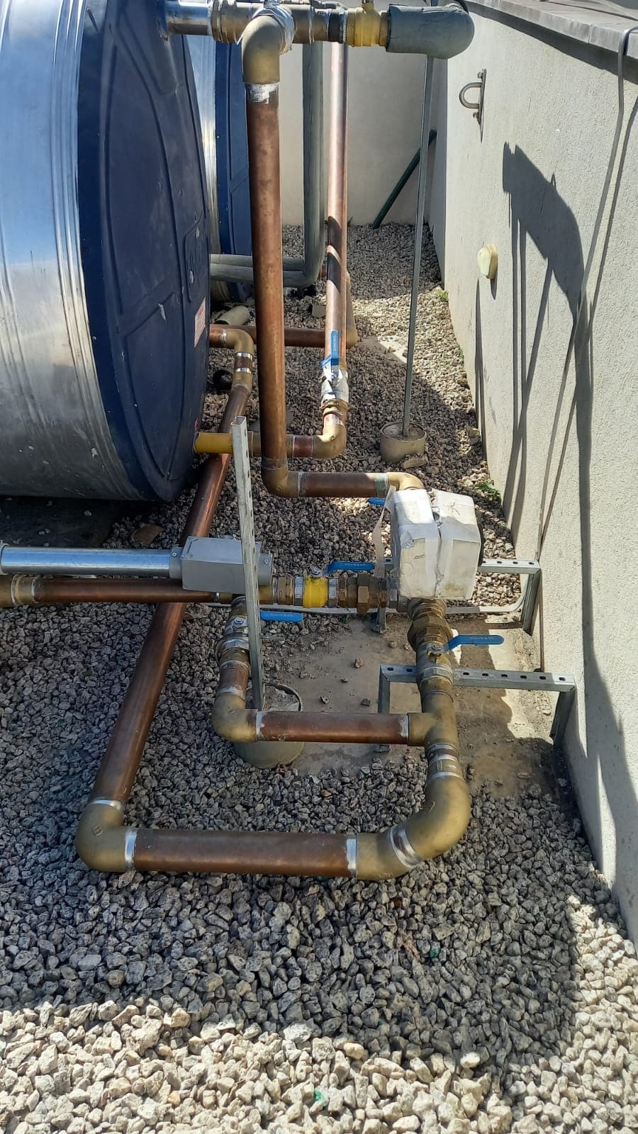 Instalação de aquecedores de gás em central comercial